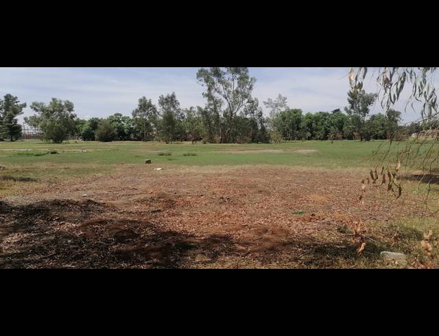 4,200M² VACANT LAND FOR SALE IN STRUISBULT